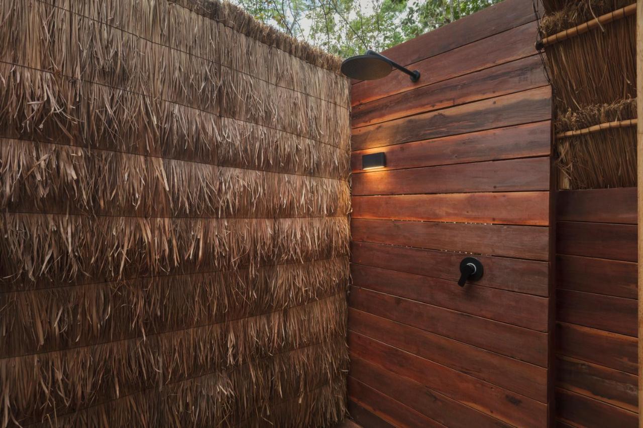 Habitas Bacalar Hotel Bagian luar foto