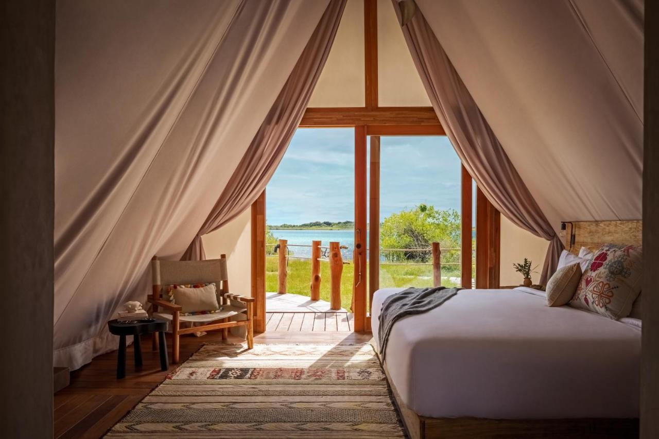 Habitas Bacalar Hotel Bagian luar foto